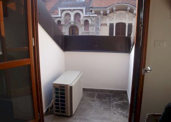 balconcino su lato strada - Three-room apartment via Via Giacinto Collegno, 51, Torino (neighborhood Cit Turin) - photo 15