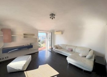 Salone - Trilocale via Roberto Sarfatti, 6, Genova (zona Nervi) - foto 2