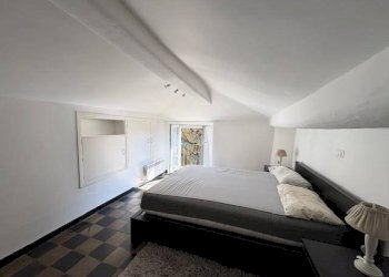 Camera da letto - Trilocale via Roberto Sarfatti, 6, Genova (zona Nervi) - foto 18