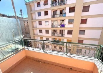 Balcone - Trilocale via Antonio Cecchi, 19, Genova (zona Foce) - foto 4