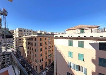 Vista - Trilocale via Antonio Cecchi, 19, Genova (zona Foce) - foto 9