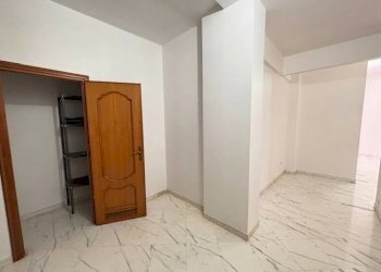 Ingresso - Trilocale via Antonio Cecchi, 19, Genova (zona Foce) - foto 13