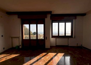 Cucina - Villa via Domenico Chiodo, Genova (zona Castelletto) - foto 16