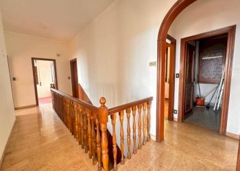 Corridoio - Villa via Domenico Chiodo, Genova (zona Castelletto) - foto 21