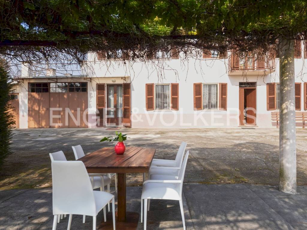 Facciata - Rustico via Montà, Portacomaro - foto 2