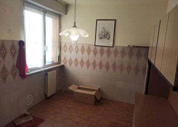 Cucina - Bilocale via Raffaello Sanzio, 9, Trecate - foto 2