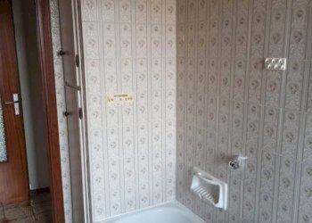 Bagno - Bilocale via Raffaello Sanzio, 9, Trecate - foto 10