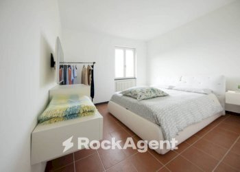 Camera da letto - Trilocale Frazione San Bartolomeo, Sori - foto 15