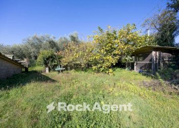 Terreno - Casa indipendente via di Montigiano, 126, Massarosa - foto 1