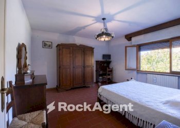 Camera da letto - Casa indipendente via di Montigiano, 126, Massarosa - foto 15