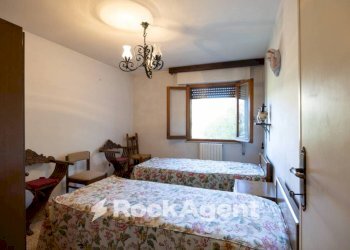 Camera da letto - Casa indipendente via di Montigiano, 126, Massarosa - foto 18
