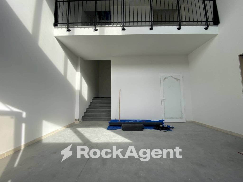 Interno palazzo - Capannone via Cascina Lari, San Miniato - foto 3