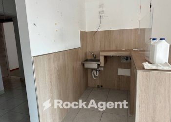 Ripostiglio - Negozio via del Villino, Alanno - foto 18