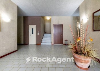 Interno palazzo - Four-room apartment via Giuseppe Simili, 1, Gravina di Catania - photo 1