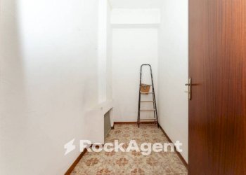 Ripostiglio - Four-room apartment via Giuseppe Simili, 1, Gravina di Catania - photo 13