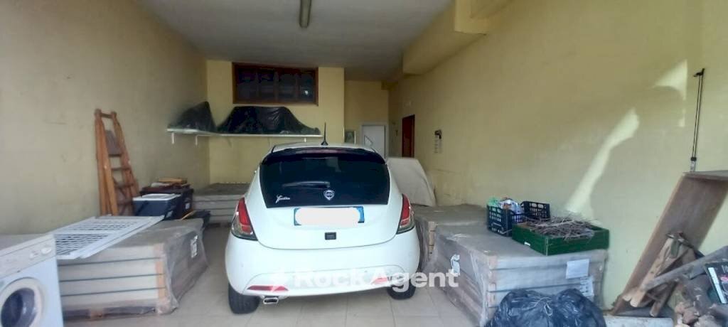 Posto macchina - Casa indipendente via Vittorio Veneto, 97, Ruffano - foto 1