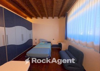 Camera da letto - Villa via I. Rabin, 59, Casalpusterlengo - foto 24
