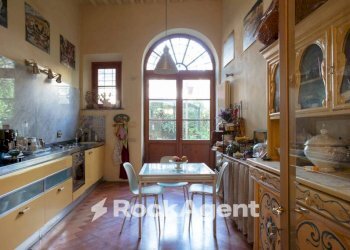 Cucina - Appartamento Lungarno Mediceo, 10, Pisa - foto 9