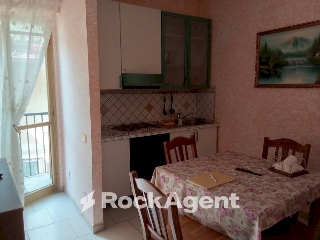 Salone - Casa indipendente via Roma, Castelvetere sul Calore - foto 3