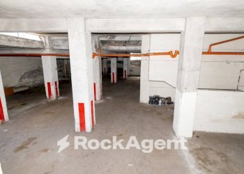 Posto macchina - Garage - Autosilos - Parcheggio via Pietro Maroncelli, 2-6, Catania - foto 12