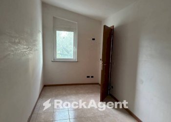 Camera da letto - Two-room apartment via del Villino, Alanno - photo 14