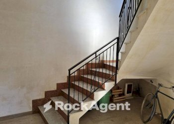 Scala - Bilocale via Piero Gobetti, 2, Marina di Gioiosa Ionica - foto 12