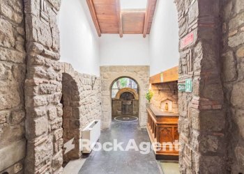 Cortile interno - Hotel via Vallecupa, 68, Viterbo - foto 11