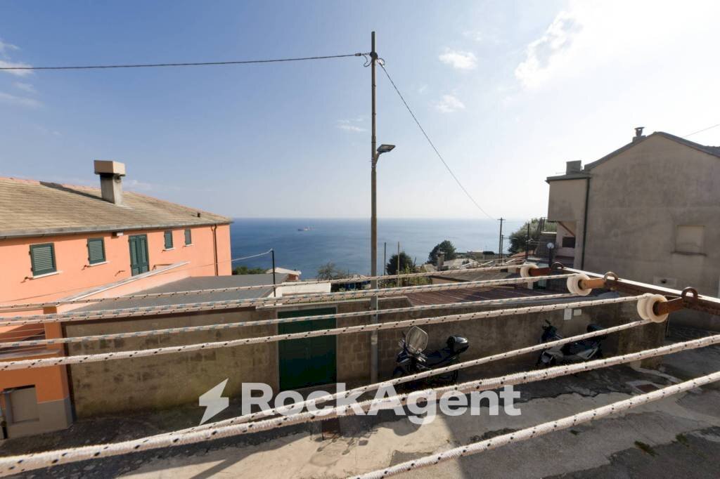 Vista - Trilocale via Campenave, 76, Genova (zona Voltri) - foto 3