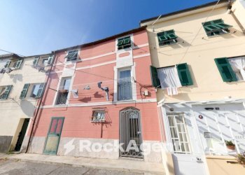 Facciata - Trilocale via Campenave, 76, Genova (zona Voltri) - foto 27