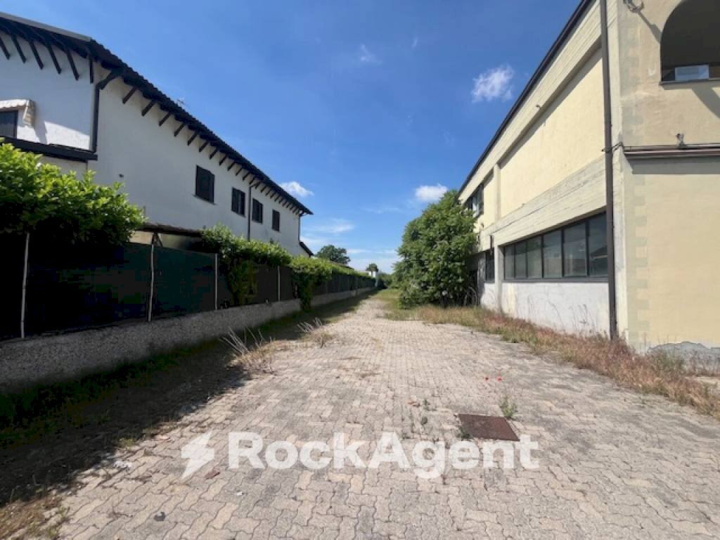 Zona - Capannone via dell'Angelo, 28, Costa de' Nobili - foto 3