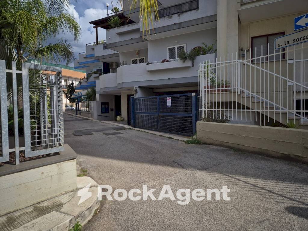 Zona - Garage - Autosilos - Parking via la Sorsa S., 10, Bitritto - photo 3