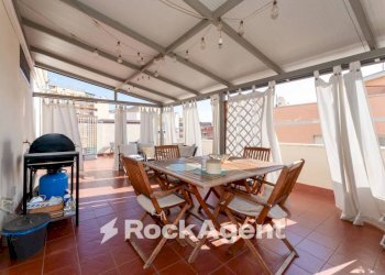 Veranda - Attico via Santa Maria della Stella, 16b, Catania - foto 1