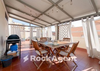 Veranda - Attico via Santa Maria della Stella, 16b, Catania - foto 1