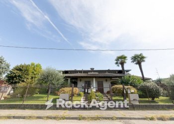 Facciata - Villa via E. H. Grieg, Saronno - photo 2