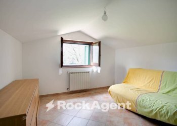 Salone - Villa a Schiera via Tito Livio, Guidonia Montecelio - foto 33