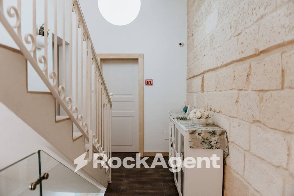 Scala - Three-room apartment via Cota, 20, Lecce - photo 3