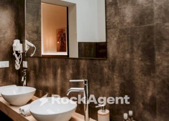 Bagno - Three-room apartment via Cota, 20, Lecce - photo 14
