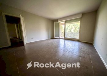 Camera da letto - Quadrilocale via Gavino Matta, 3, Sassari - foto 3