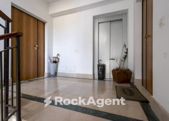 Interno palazzo - Quadrilocale via Alessi di Turio, 8, Catanzaro - foto 25