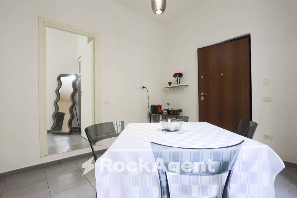 Cucina - Appartamento vico San Maria Ad Agnone, 18, Napoli - foto 3