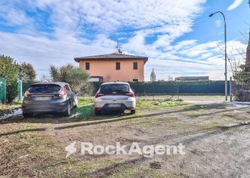 Posto macchina - Box via Mascellaro, 2, San Giovanni in Persiceto - foto 1