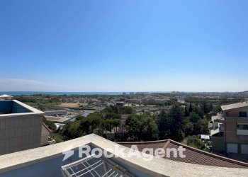 Vista - Bilocale via Levante, Città Sant'Angelo - foto 2