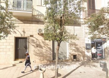 Facciata - Shop corso Roma, 33, Cerignola - photo 2