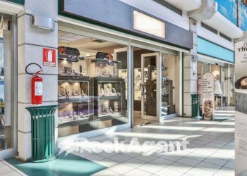 Zona - Negozio via Amilcare Ponchielli, 23, Bologna (zona Savena) - foto 1