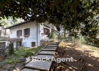 Giardino - Villa viale Grigna, 28, Camparada - photo 36