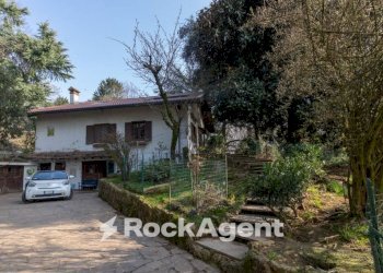 Giardino - Villa viale Grigna, 28, Camparada - foto 39