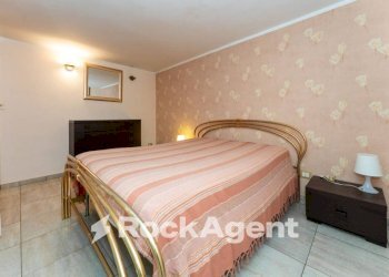 Camera da letto - Two-room apartment via Gabriello Carnazza, 13, Catania - photo 12