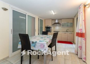 Cucina - Two-room apartment via Gabriello Carnazza, 13, Catania - photo 15