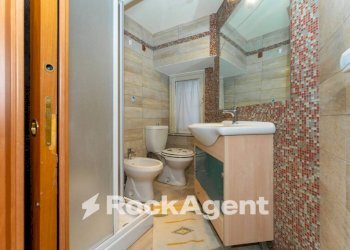 Bagno - Two-room apartment via Gabriello Carnazza, 13, Catania - photo 16