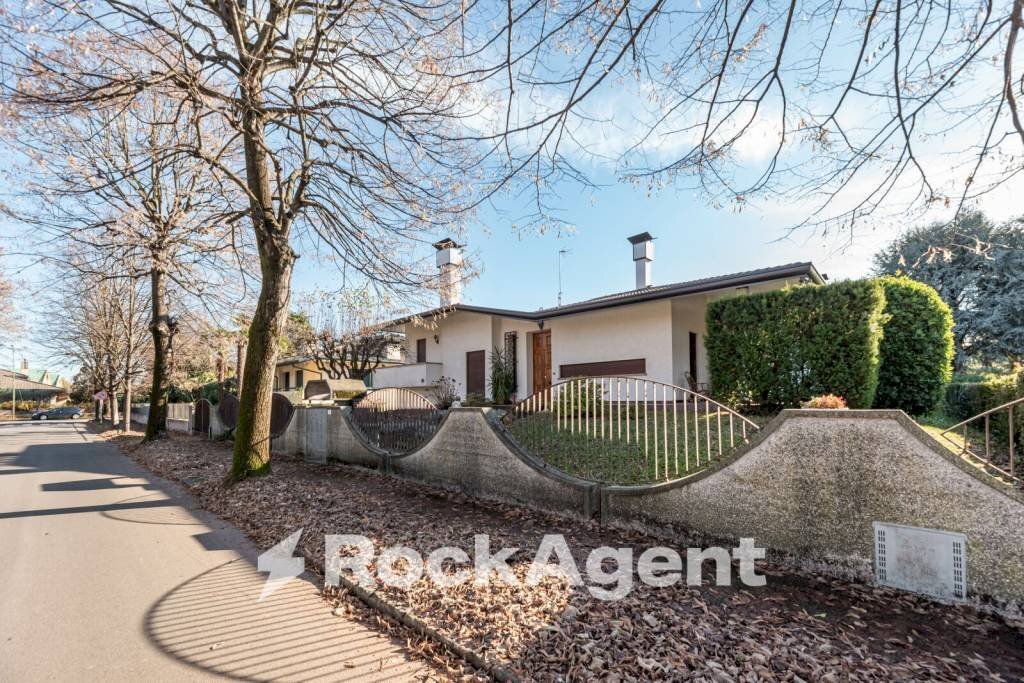 Giardino - Villa via Torino, 20, Selvazzano Dentro - foto 2